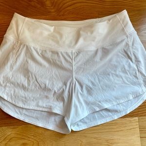 Lululemon Speed Up Short Long *4" - Size 8 - White
